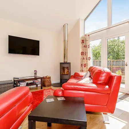 Holiday home Hawthornden *